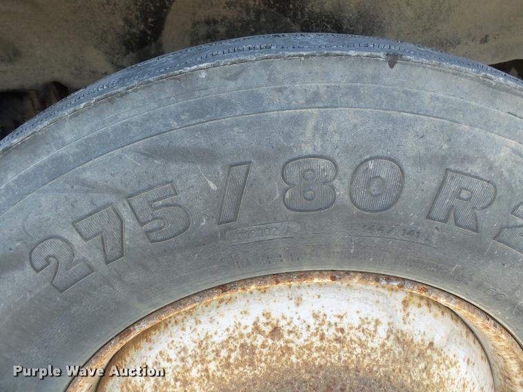 image for item K3442 1998 Freightliner Century Class 120 semi truck