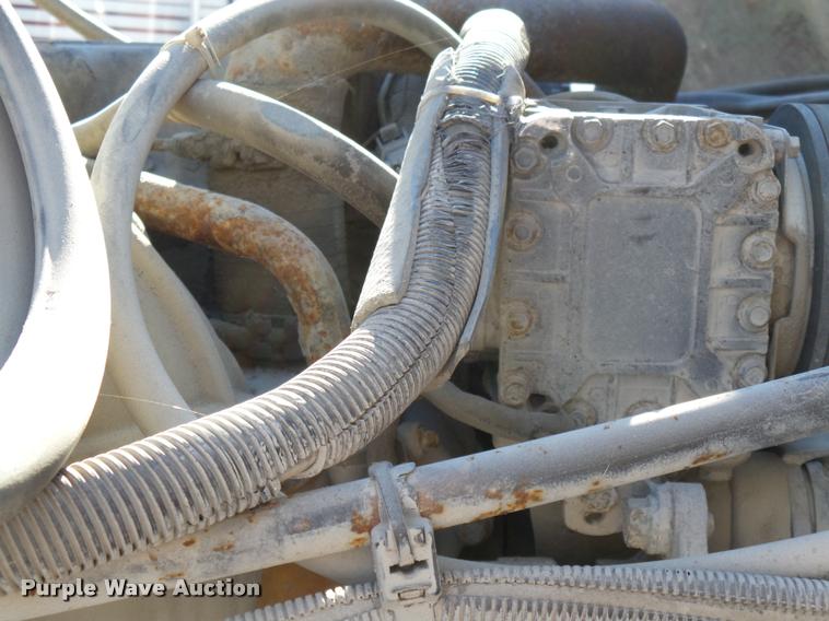 image for item K3442 1998 Freightliner Century Class 120 semi truck