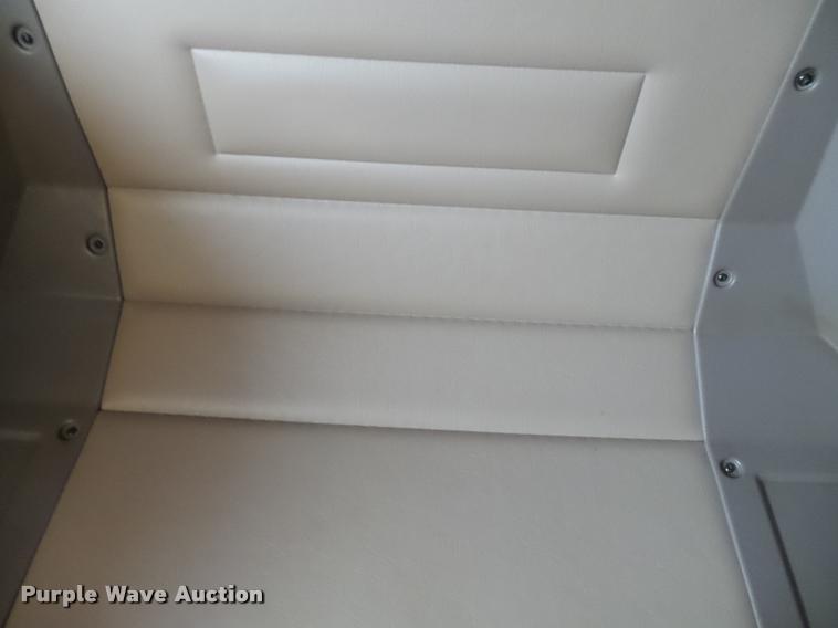 image for item K3446 2005 Peterbilt 378 semi truck