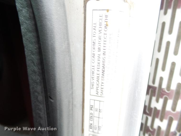 image for item K3446 2005 Peterbilt 378 semi truck