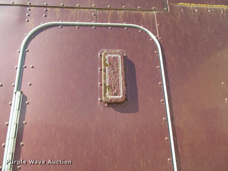 image for item K3449 1998 Peterbilt 377 semi truck