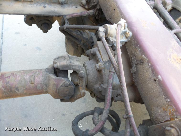 image for item K3449 1998 Peterbilt 377 semi truck