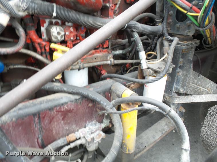 image for item K3451 2000 Freightliner FLD semi truck