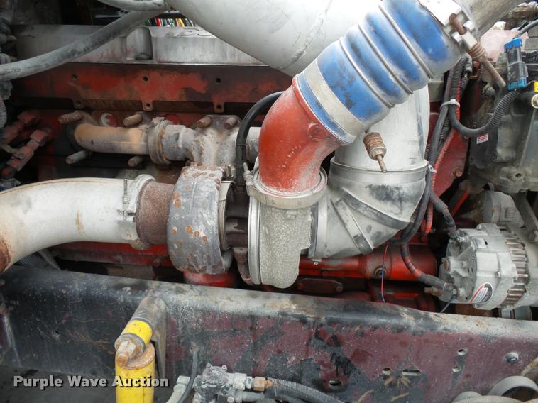 image for item K3451 2000 Freightliner FLD semi truck