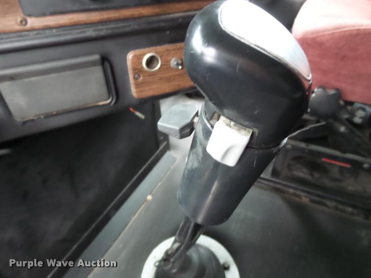 image for item K3451 2000 Freightliner FLD semi truck