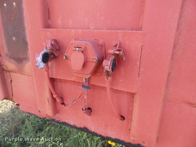 image for item K3724 1979 Dunham flatbed trailer