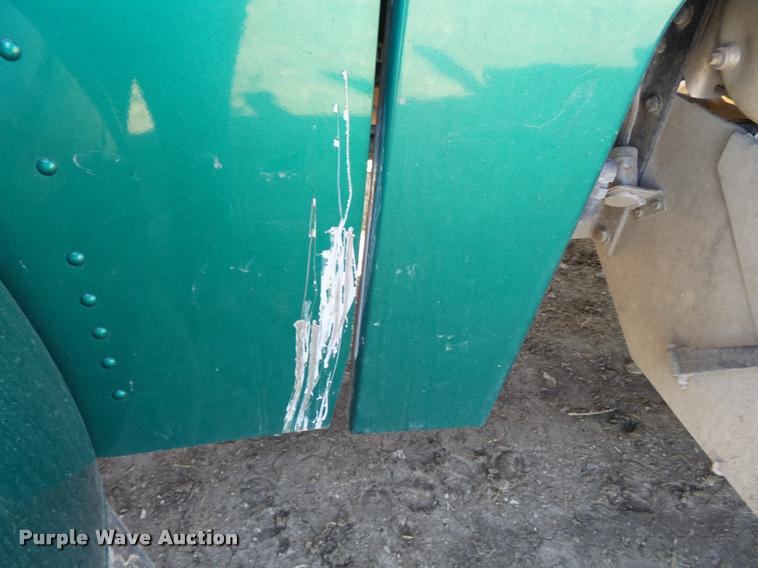 image for item K5119 2000 Peterbilt 379 semi truck