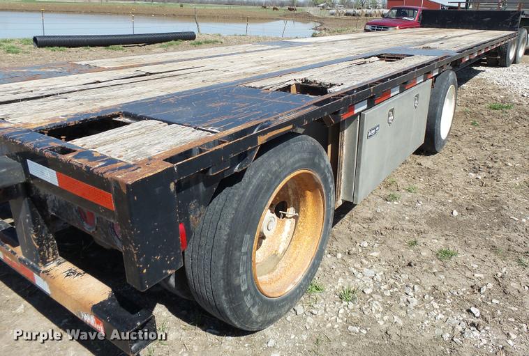 image for item K5120 2002 Global 4811SPD drop deck trailer