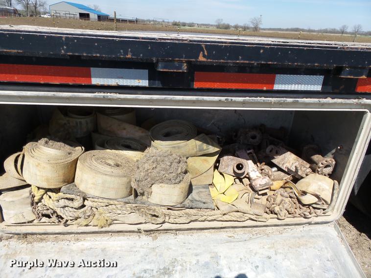 image for item K5120 2002 Global 4811SPD drop deck trailer