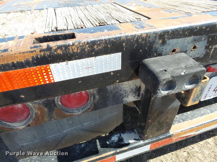 image for item K5120 2002 Global 4811SPD drop deck trailer
