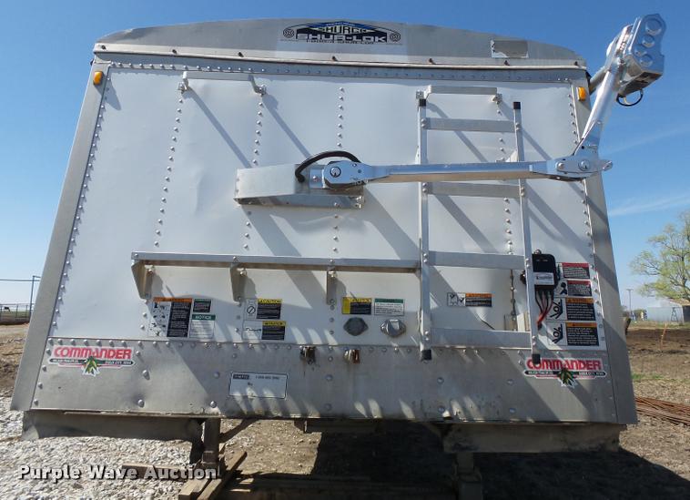 image for item K5121 2002 Wilson DWH400-C double hopper grain trailer