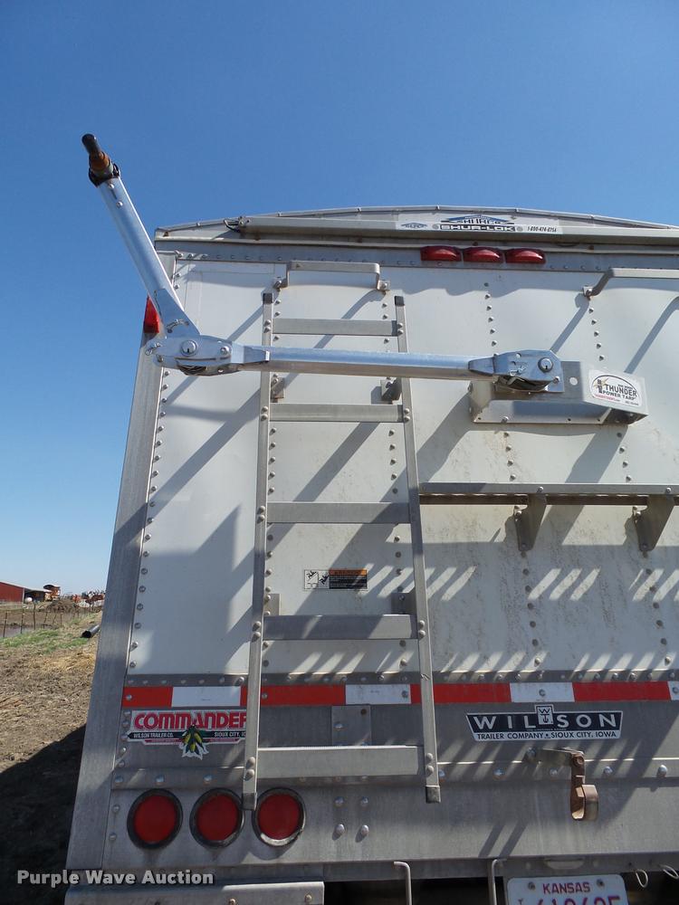 image for item K5121 2002 Wilson DWH400-C double hopper grain trailer