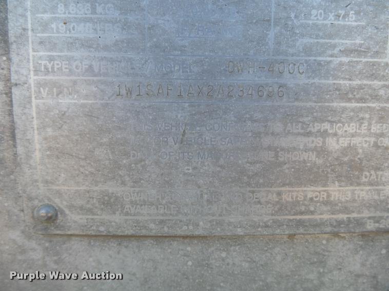 image for item K5121 2002 Wilson DWH400-C double hopper grain trailer