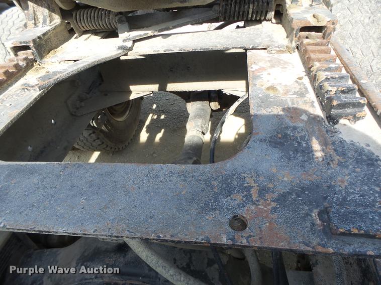 image for item K5634 1984 Kenworth semi truck