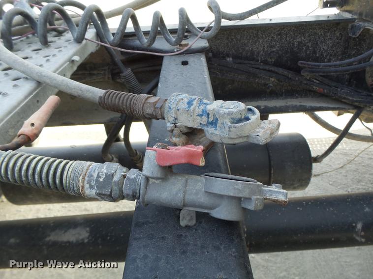 image for item K5634 1984 Kenworth semi truck