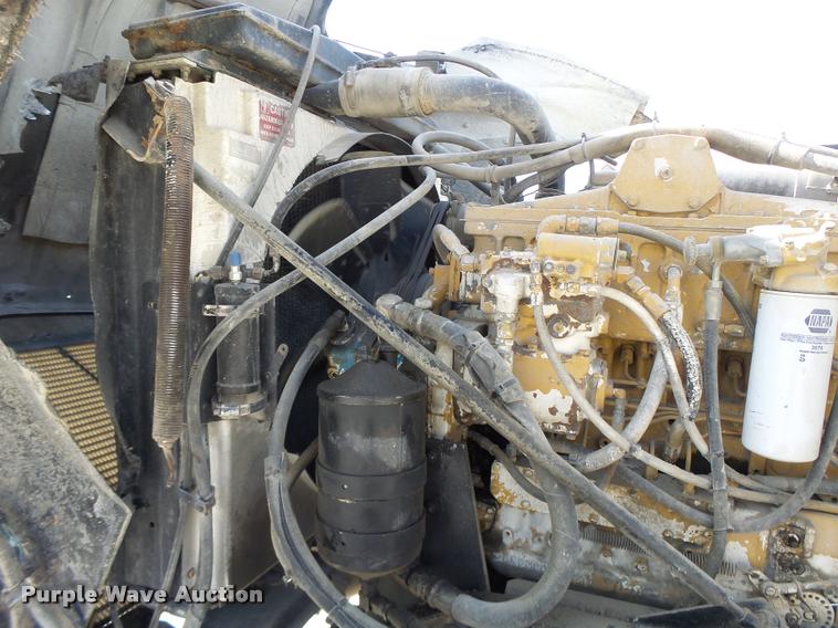 image for item K5634 1984 Kenworth semi truck