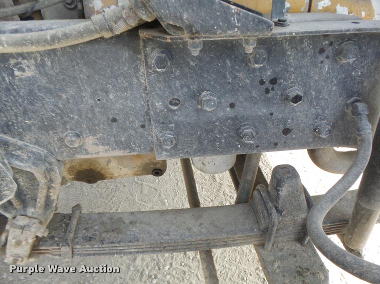 image for item K5634 1984 Kenworth semi truck