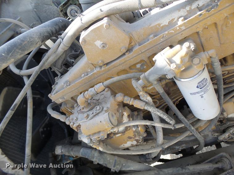 image for item K5634 1984 Kenworth semi truck