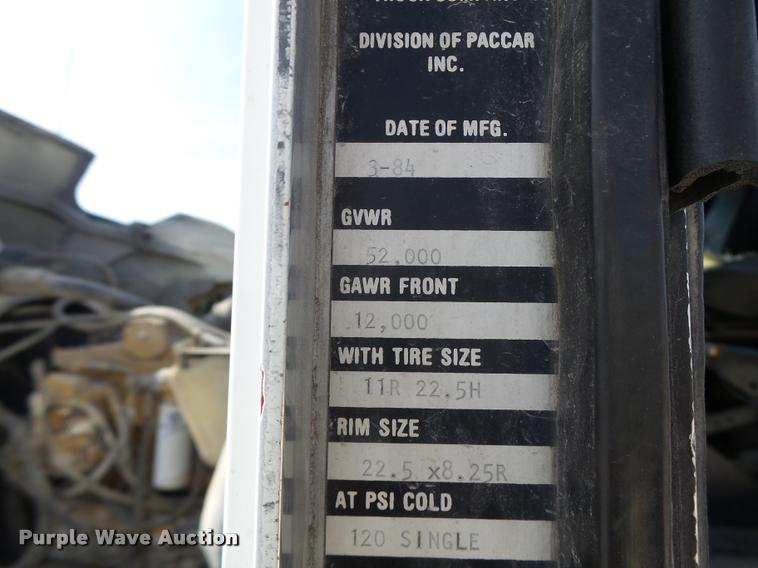 image for item K5634 1984 Kenworth semi truck