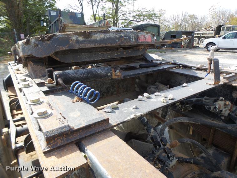 image for item K5641 1989 Peterbilt 357 semi truck