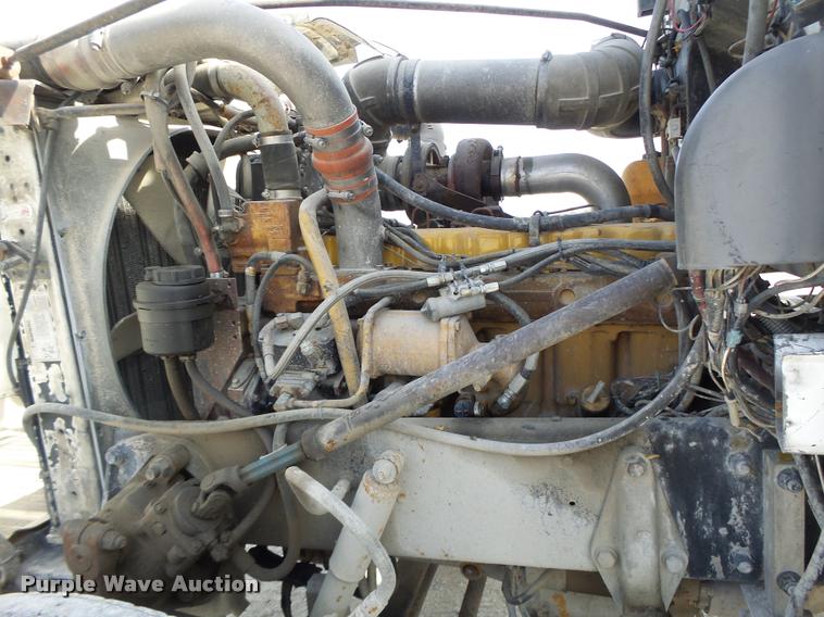 image for item K5641 1989 Peterbilt 357 semi truck