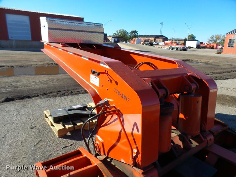 image for item L2676 1997 Landoll 327-48 lowboy equipment trailer