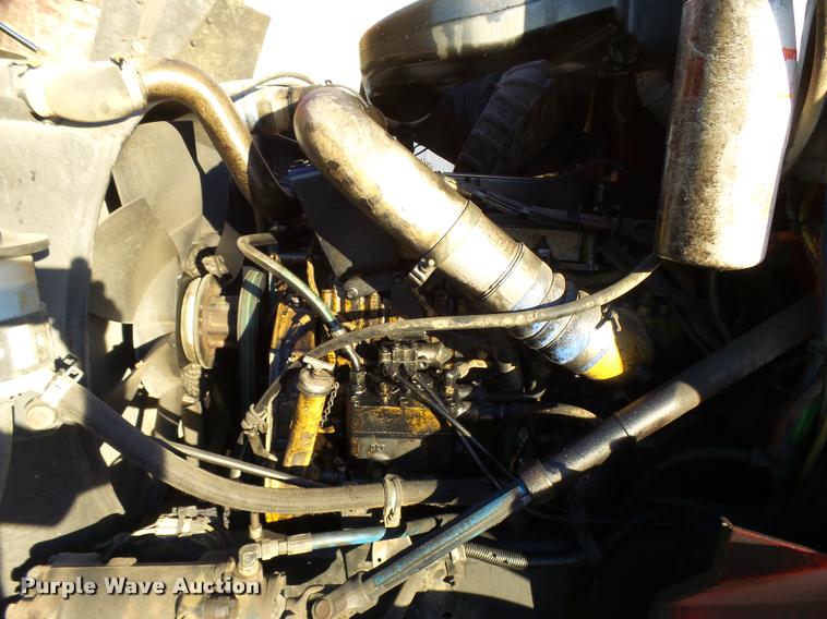 image for item L3290 2007 International 9200i semi truck