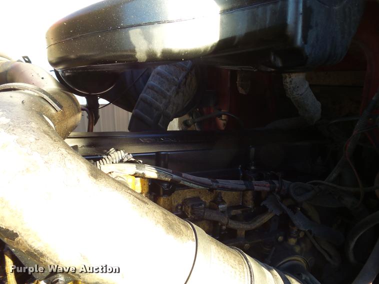 image for item L3290 2007 International 9200i semi truck