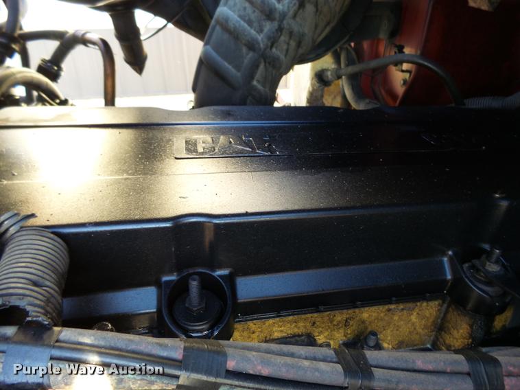 image for item L3290 2007 International 9200i semi truck