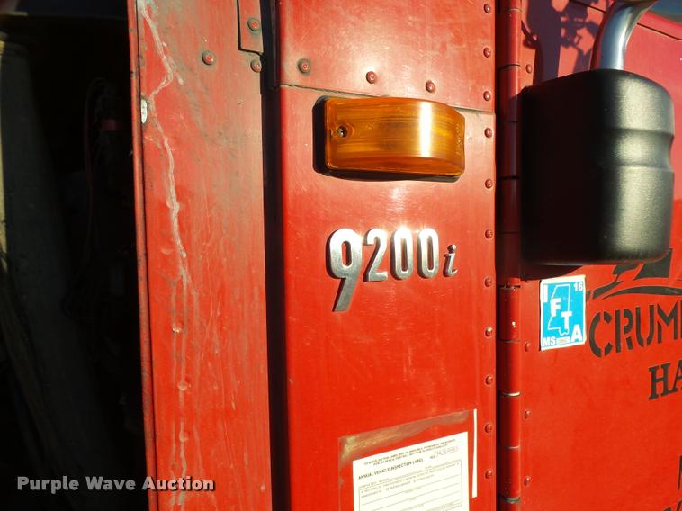 image for item L3290 2007 International 9200i semi truck