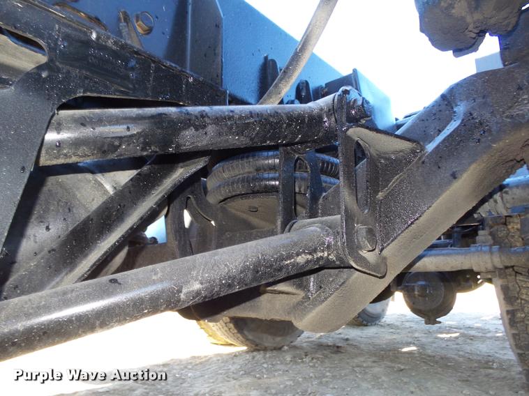 image for item L4143 2003 Mack CH613 semi truck