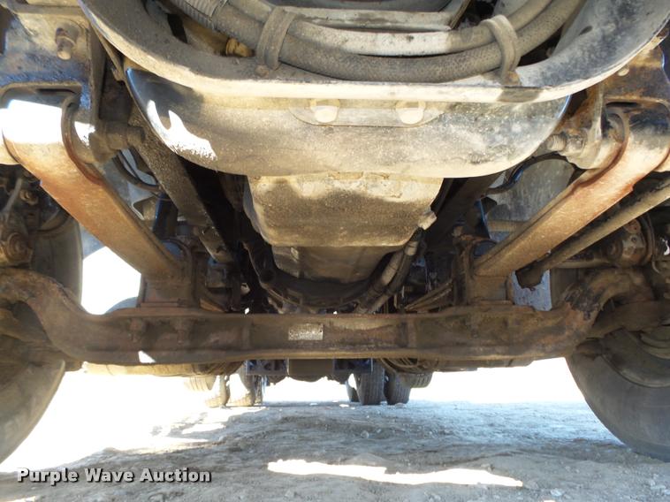 image for item L4144 2003 Mack CH613 semi truck