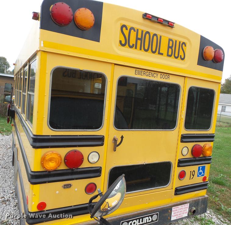 image for item AG9161 2002 Chevrolet Express G3500 school bus