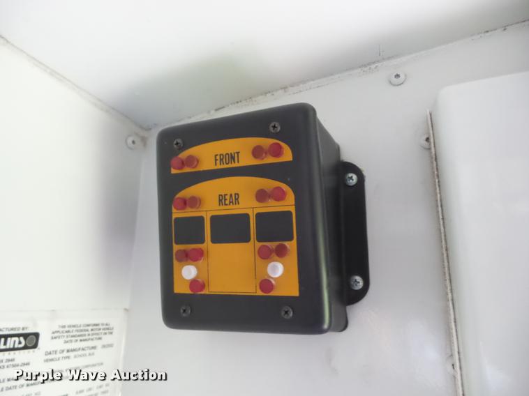 image for item AG9161 2002 Chevrolet Express G3500 school bus