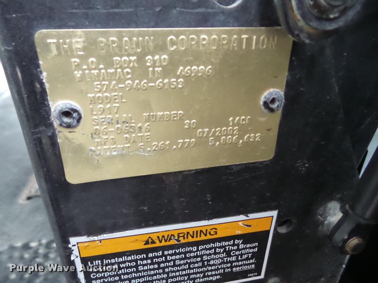 image for item AG9161 2002 Chevrolet Express G3500 school bus