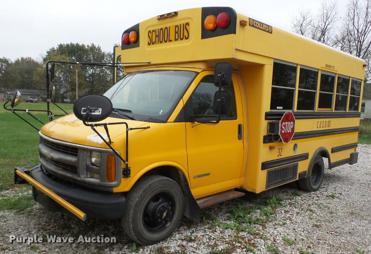 image for item AG9162 2002 Chevrolet Express G3500 school bus