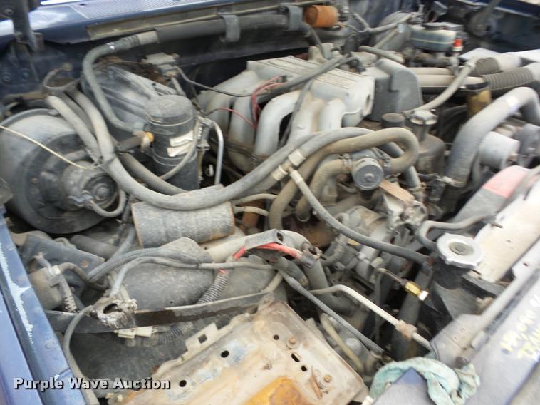 image for item AG9163 1994 Ford F150 pickup truck