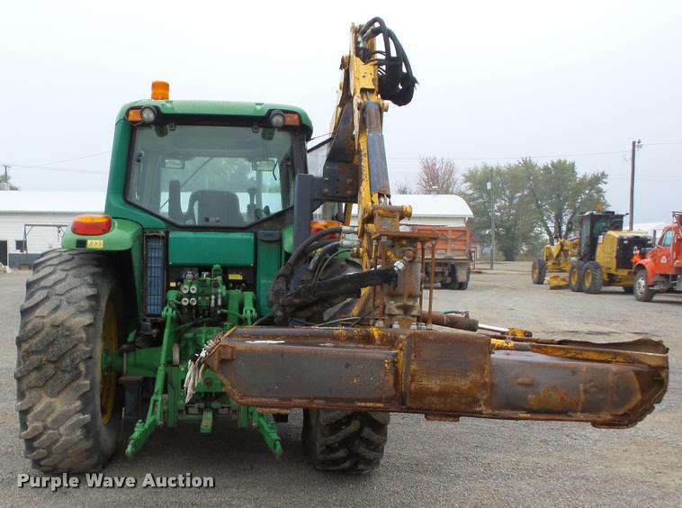 image for item AG9164 2002 John Deere 6320 tractor