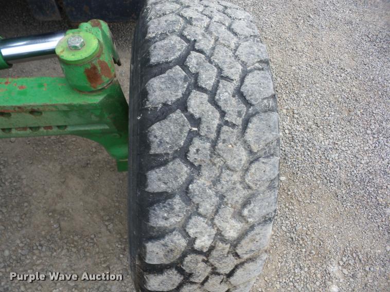 image for item AG9164 2002 John Deere 6320 tractor