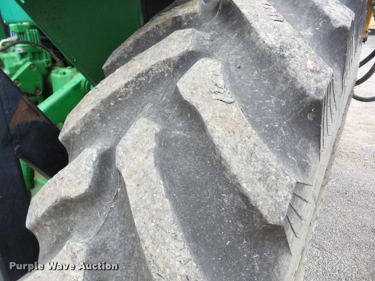 image for item AG9164 2002 John Deere 6320 tractor