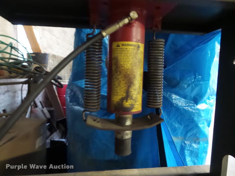 image for item AG9165 Ramco industrial press