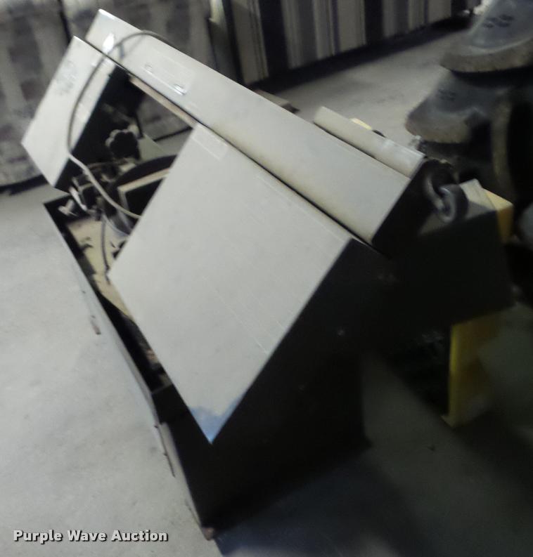 image for item AG9166 Ramco RS-90P metal cutting bandsaw