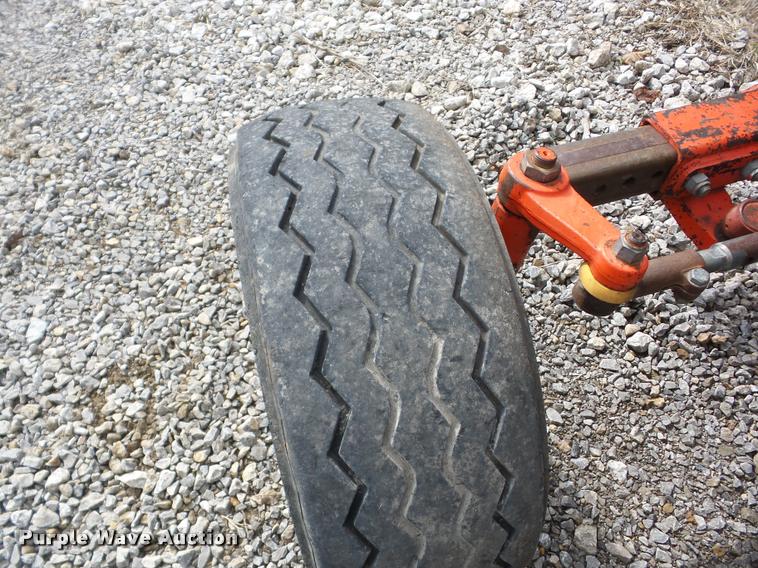 image for item AG9346 New Holland 6640 tractor