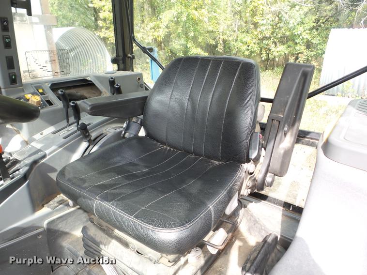 image for item AG9346 New Holland 6640 tractor