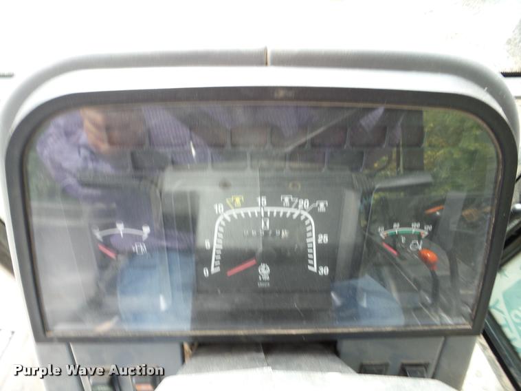 image for item AG9346 New Holland 6640 tractor