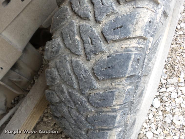 image for item AG9347 2004 Chevrolet Silverado 2500HD pickup truck