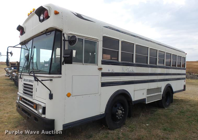 image for item AH9789 1994 Blue Bird TC2000 school bus