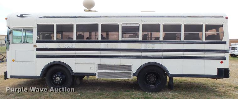 image for item AH9789 1994 Blue Bird TC2000 school bus
