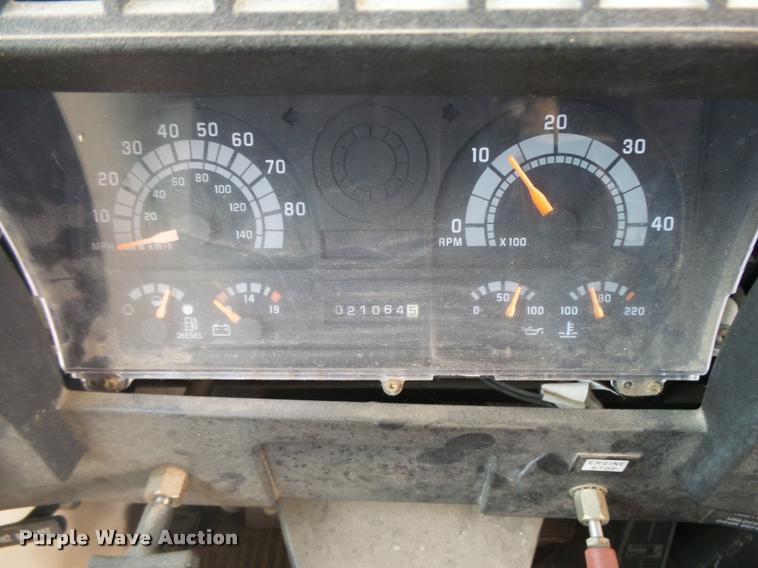 image for item AH9789 1994 Blue Bird TC2000 school bus