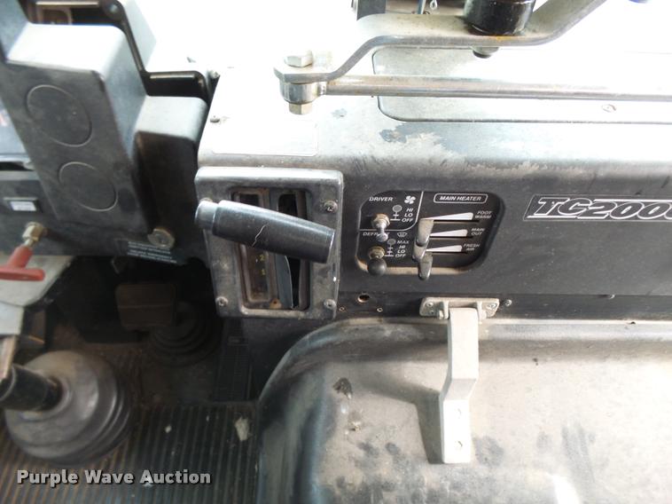 image for item AH9789 1994 Blue Bird TC2000 school bus